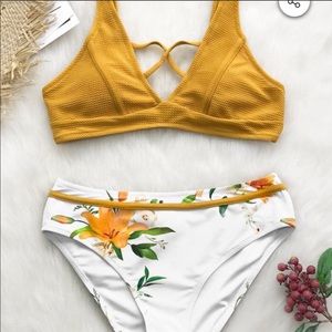 Cupshe size small bikini 👙 🌻